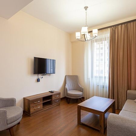 Stay Inn-Apartments On Buzand 17 エレバン エクステリア 写真