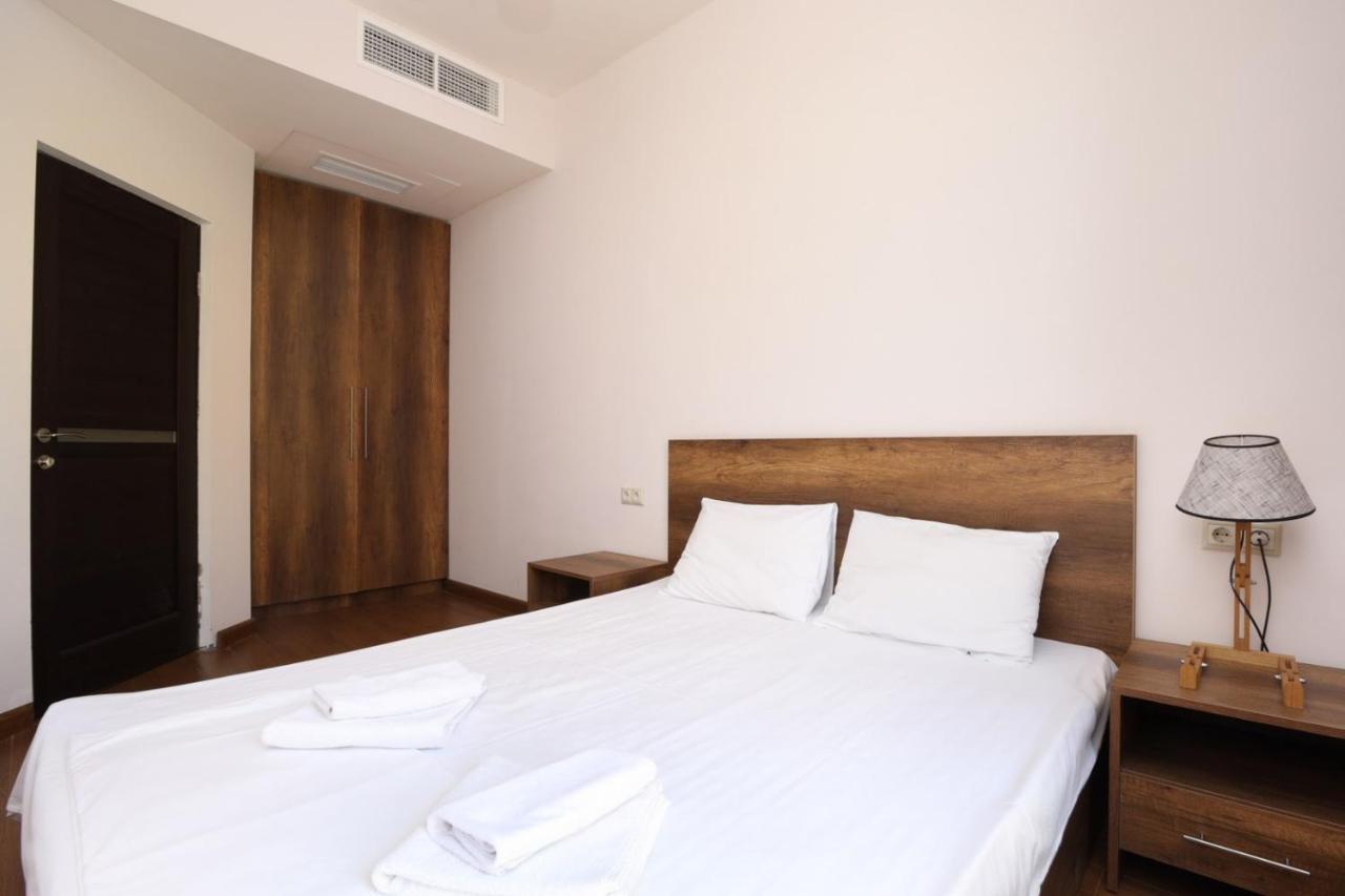 Stay Inn-Apartments On Buzand 17 エレバン エクステリア 写真