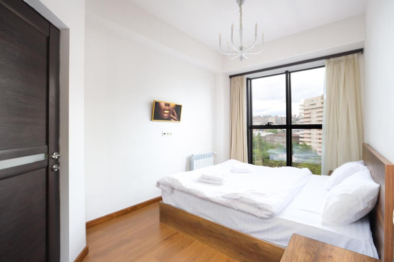 Stay Inn-Apartments On Buzand 17 エレバン エクステリア 写真